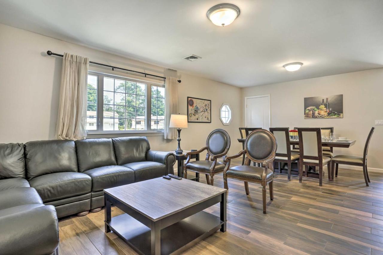 Ideally Located Glen Cove Apartment! Екстериор снимка